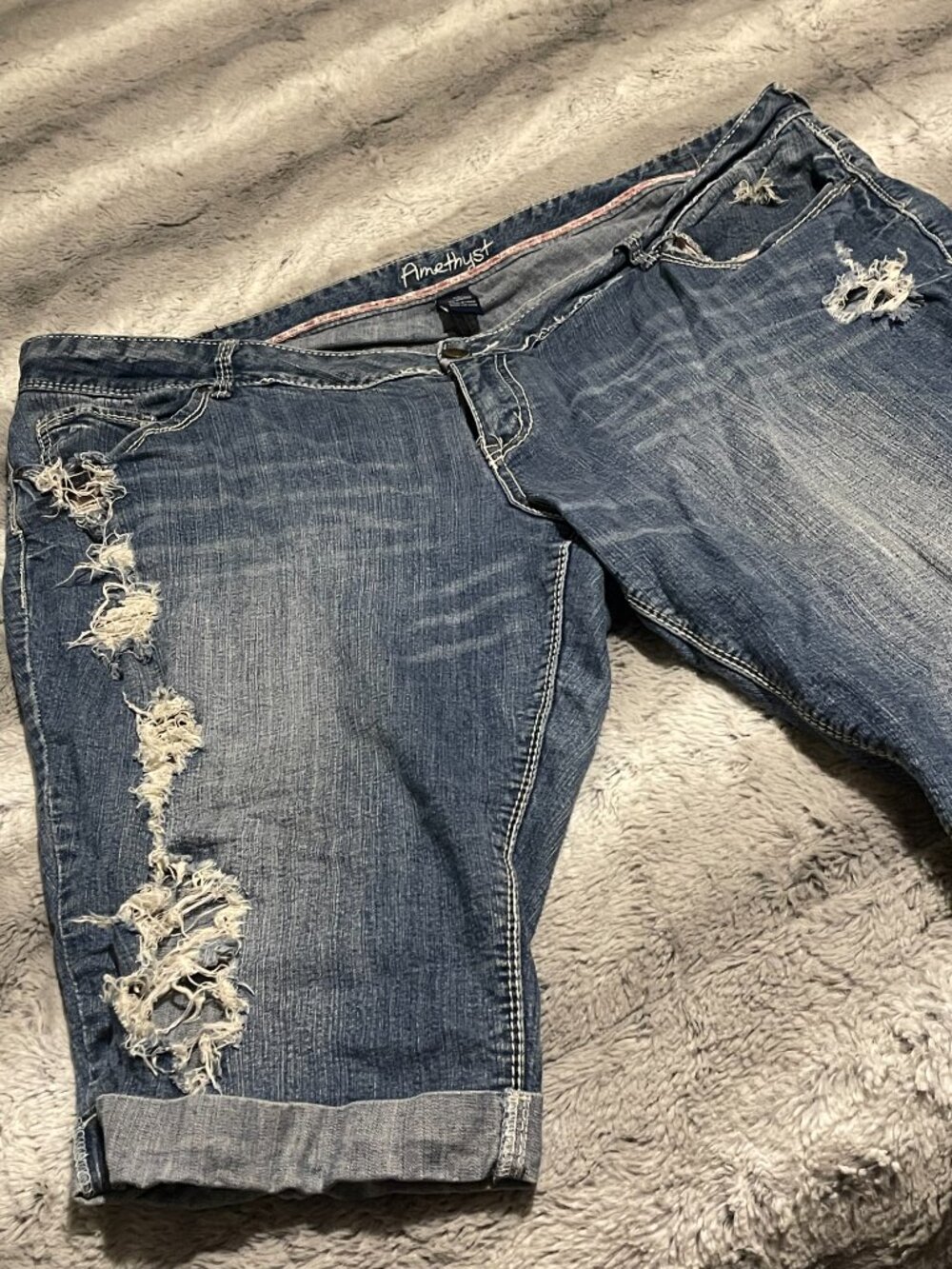 Amethyst Jeans Size 22 Distressed Bermuda Denim Shorts